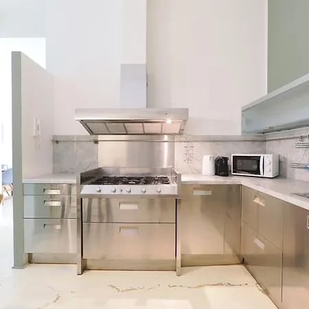 Prestige Boutique Homes - Exlcusive Apartament Garden & Pool-2
